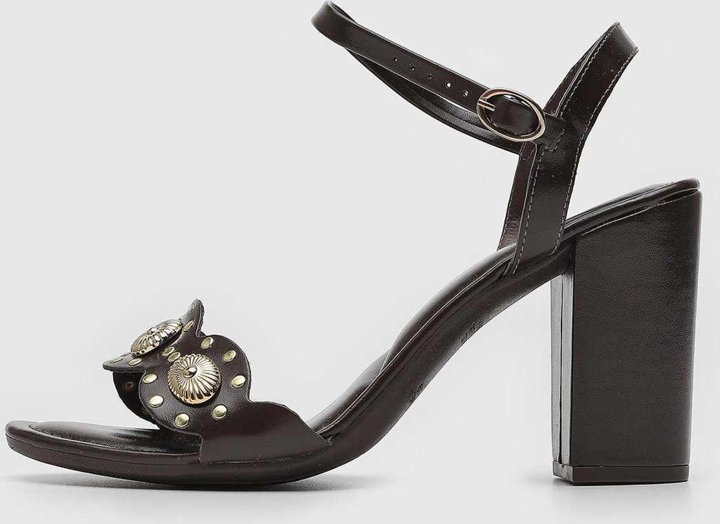 Sandália Feminina VIA UNO Salto Grosso Aplicações