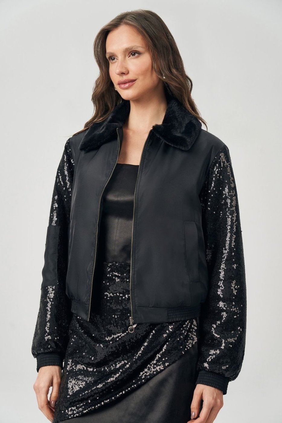Jaqueta Black Manga Paetê Feminina Acostamento