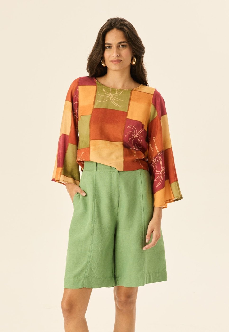 Imagem principal Bermuda Cós Largo CaCay verde oliva CaCay verde oliva