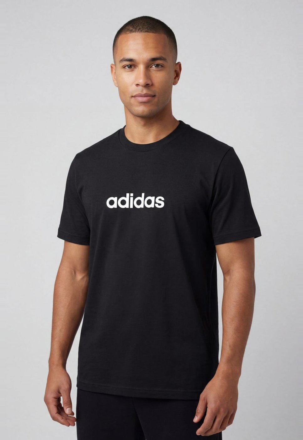 Imagem principal Camiseta Masculina Adidas Sportswear Logo Linear Preta preto adidas Sportswear preto