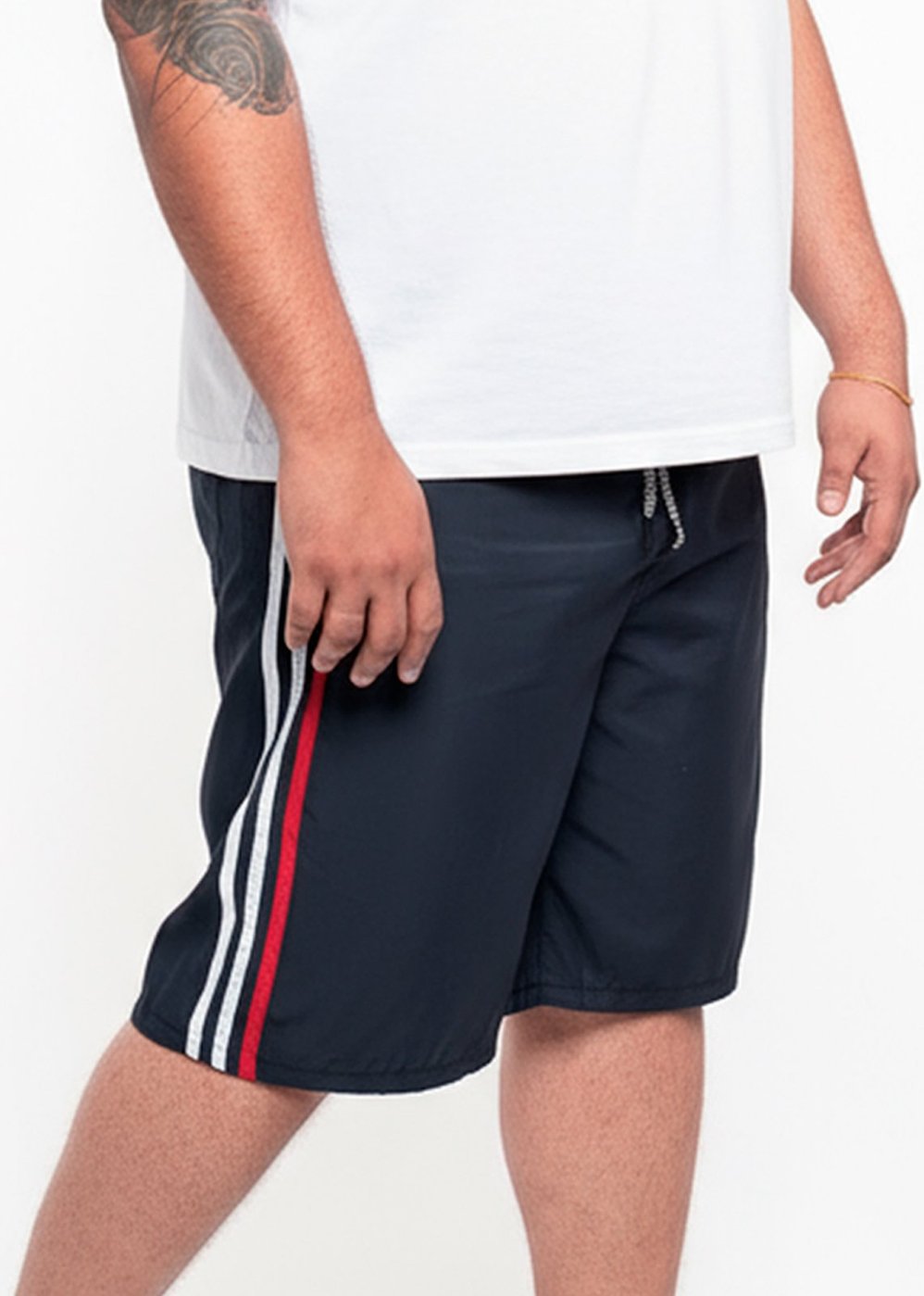 Imagem principal Bermuda Plus Size Frent's Listra Lateral Popular Treino Casual Esporte preto Frent's preto