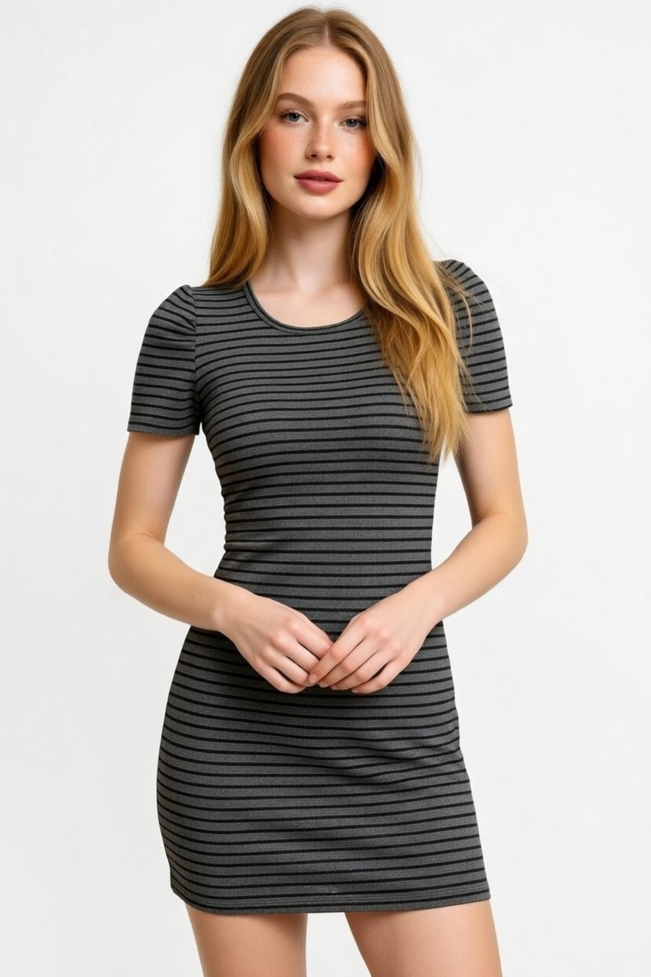 Imagem principal Vestido Curto D Bell Outlet Fashion Manga Princesa Cinza listrado D BELL OUTLET FASHION listrado