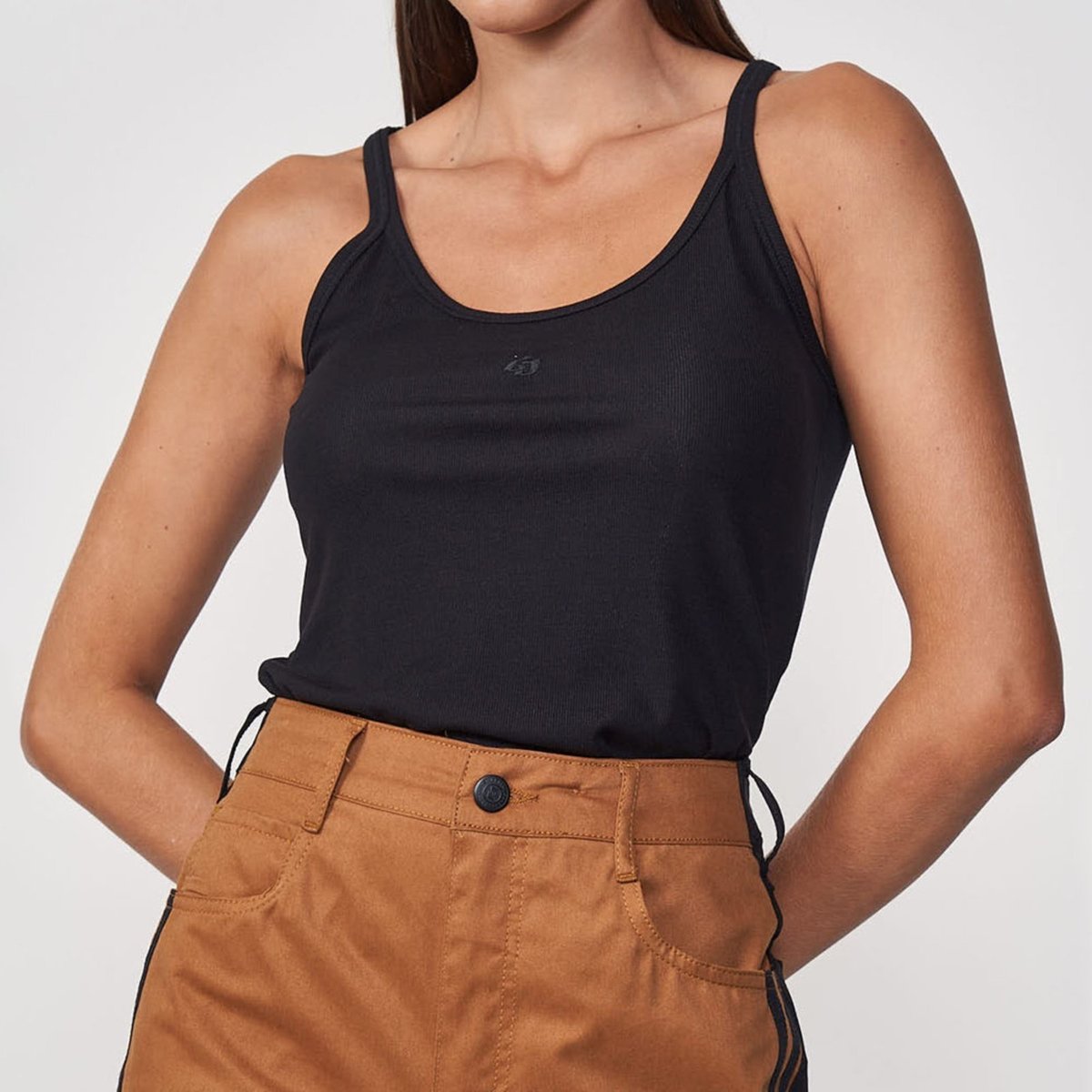 Imagem principal Regata Colcci Alça In25 Feminino preto Colcci preto