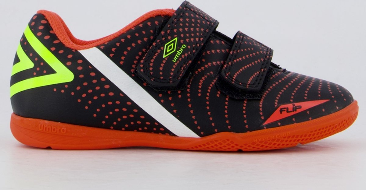 Imagem principal Chuteira Umbro Flip Futsal Preta e Laranja preto Umbro preto