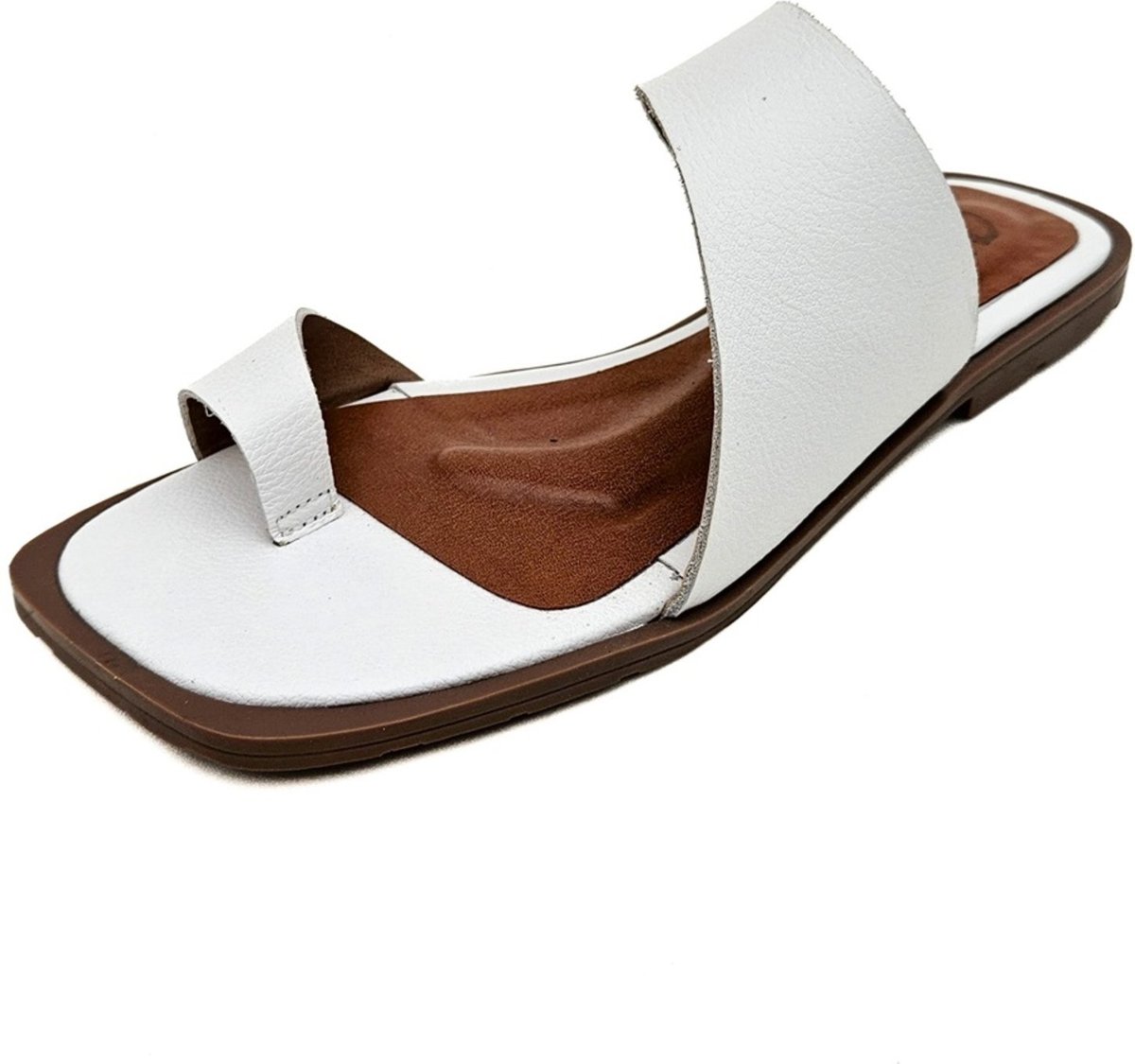 Sandália Rasteira em Couro Amo Calçados Lori Branca