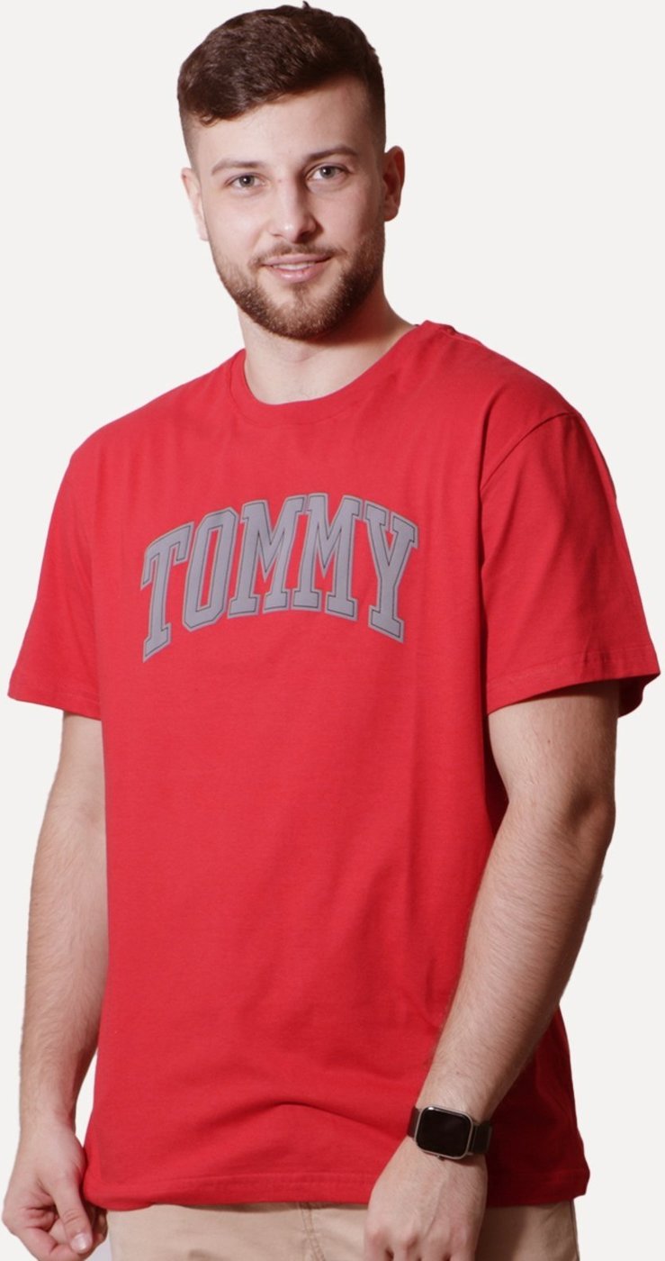 Imagem principal Camiseta Tommy Jeans Masculina Regular Collegiate Arc Vermelha vermelho Tommy Jeans vermelho