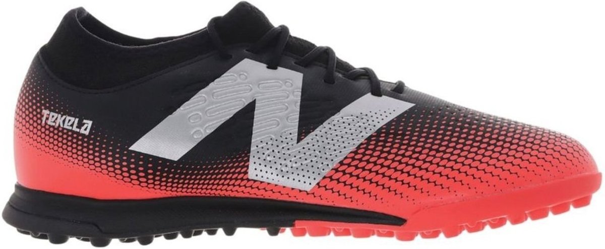 Chuteira Society New Balance Tekela Magique V4 New Balance