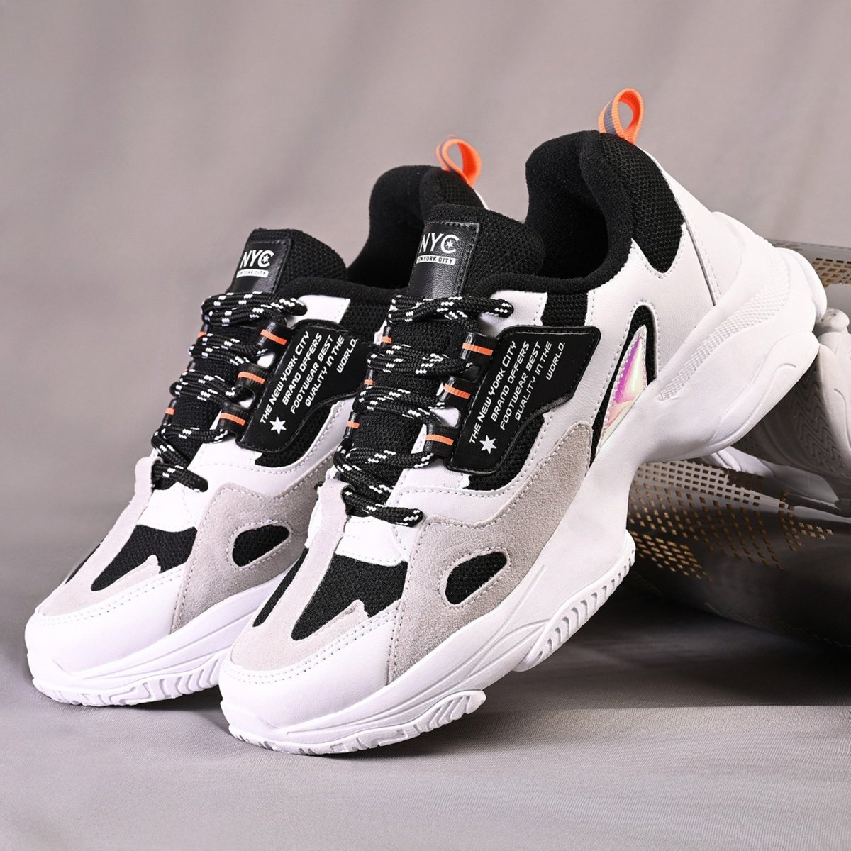 Imagem principal Tênis Casual Estiloso Feminino e Masculino NYC SHOES - Confortável e Moderno para o Dia a Dia Chunky Leve Lançamento. NYC NEW YORK CITY SHOES branco/preto NYC NEW YORK CITY SHOES branco/preto