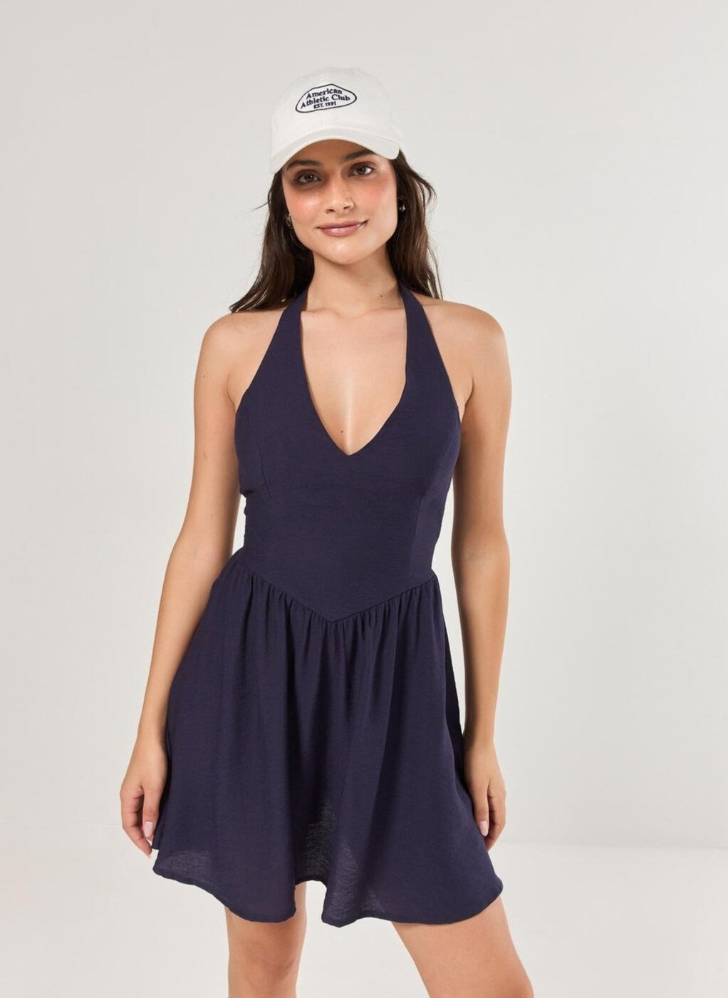 Vestido Curto Marinho Decote V