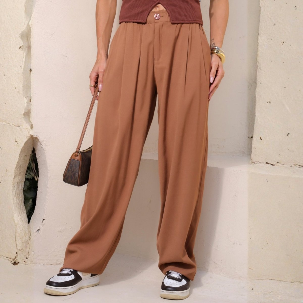 Calça Baggy Alfaiataria Com Pregas Feminina Revanche Caparra