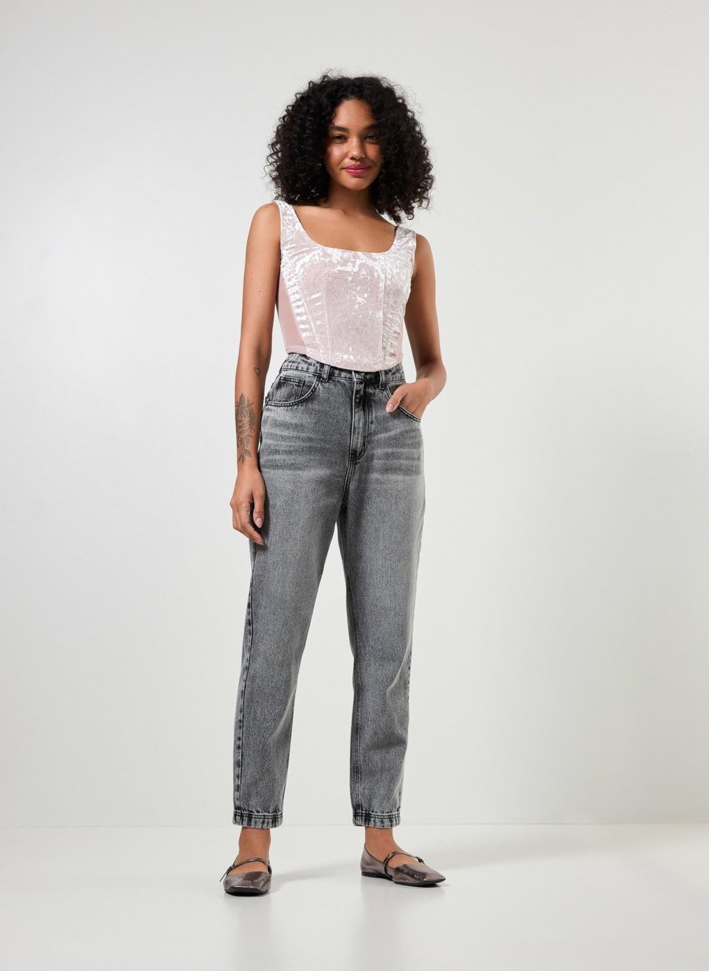 Calça Mom Em Jeans