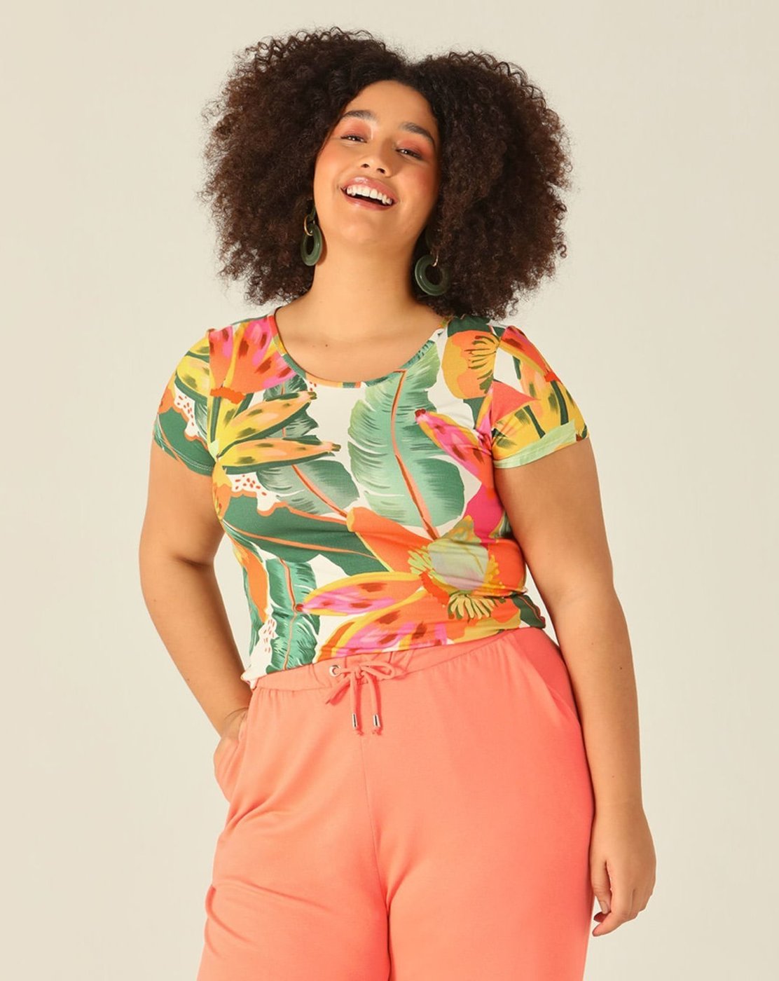 Imagem principal Blusa Feminina Plus Size Mullet Tropical Em Viscose Stretch Malwee off-white Malwee off-white