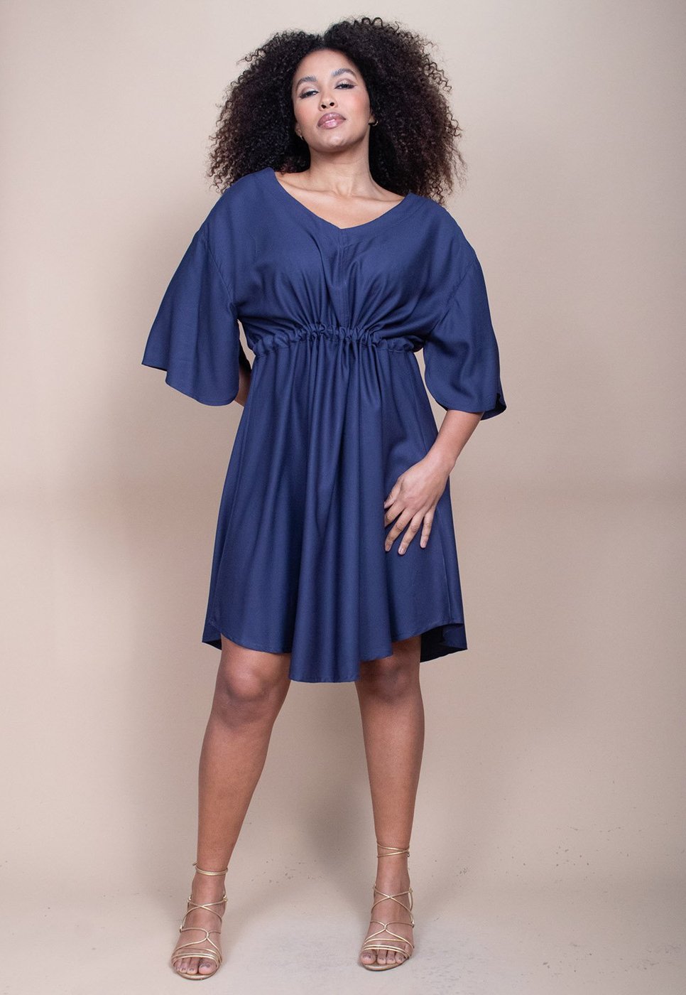 Vestido Curto CabanaFree Caaxixá Viscose com Cordão na Cintura Marinho