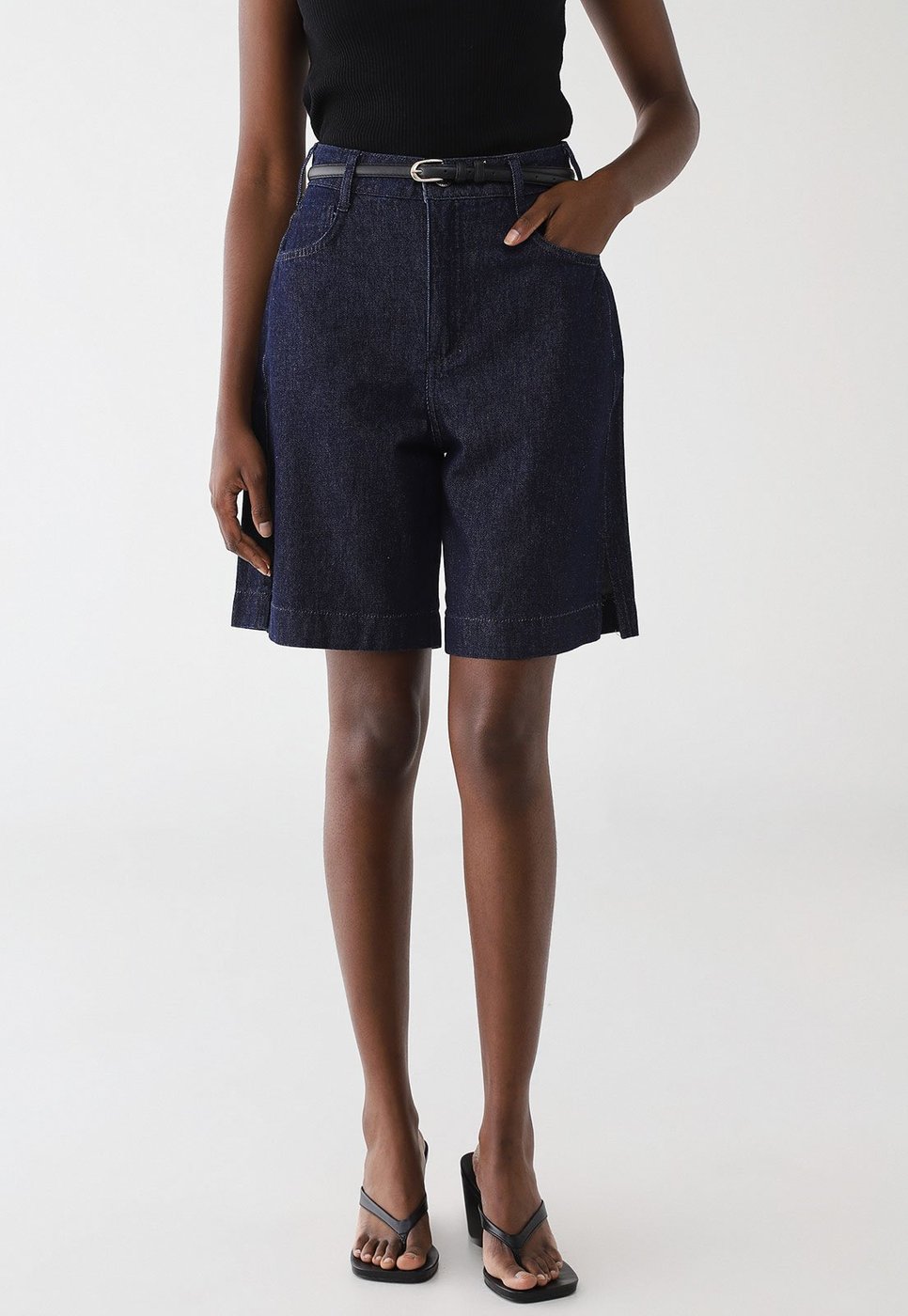 Bermuda Feminina Colcci Jeans Cintura Alta Escura