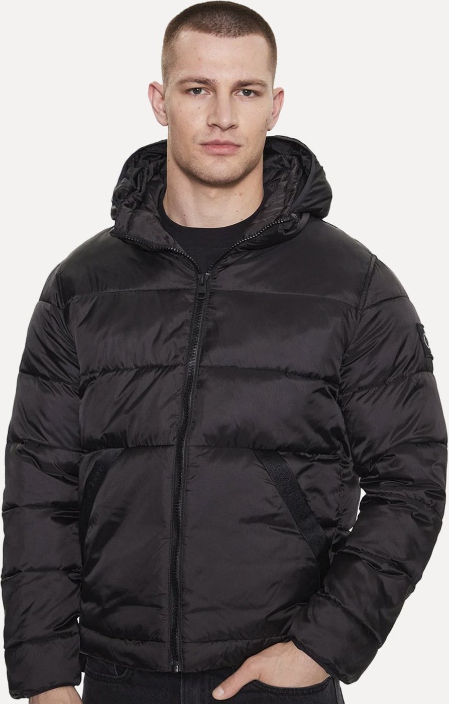Imagem principal Jaqueta Calvin Klein Jeans Masculina Padded Hoodie Preta preto Calvin Klein preto