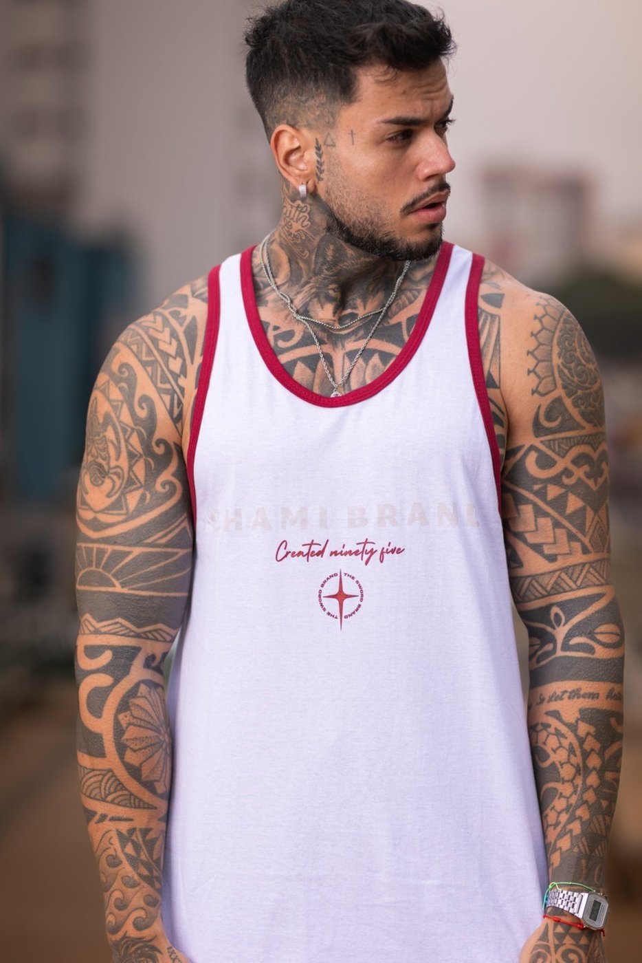 Imagem principal Regata Masculina Long Viés Chami Brand Branca branco CHAMI BRAND branco