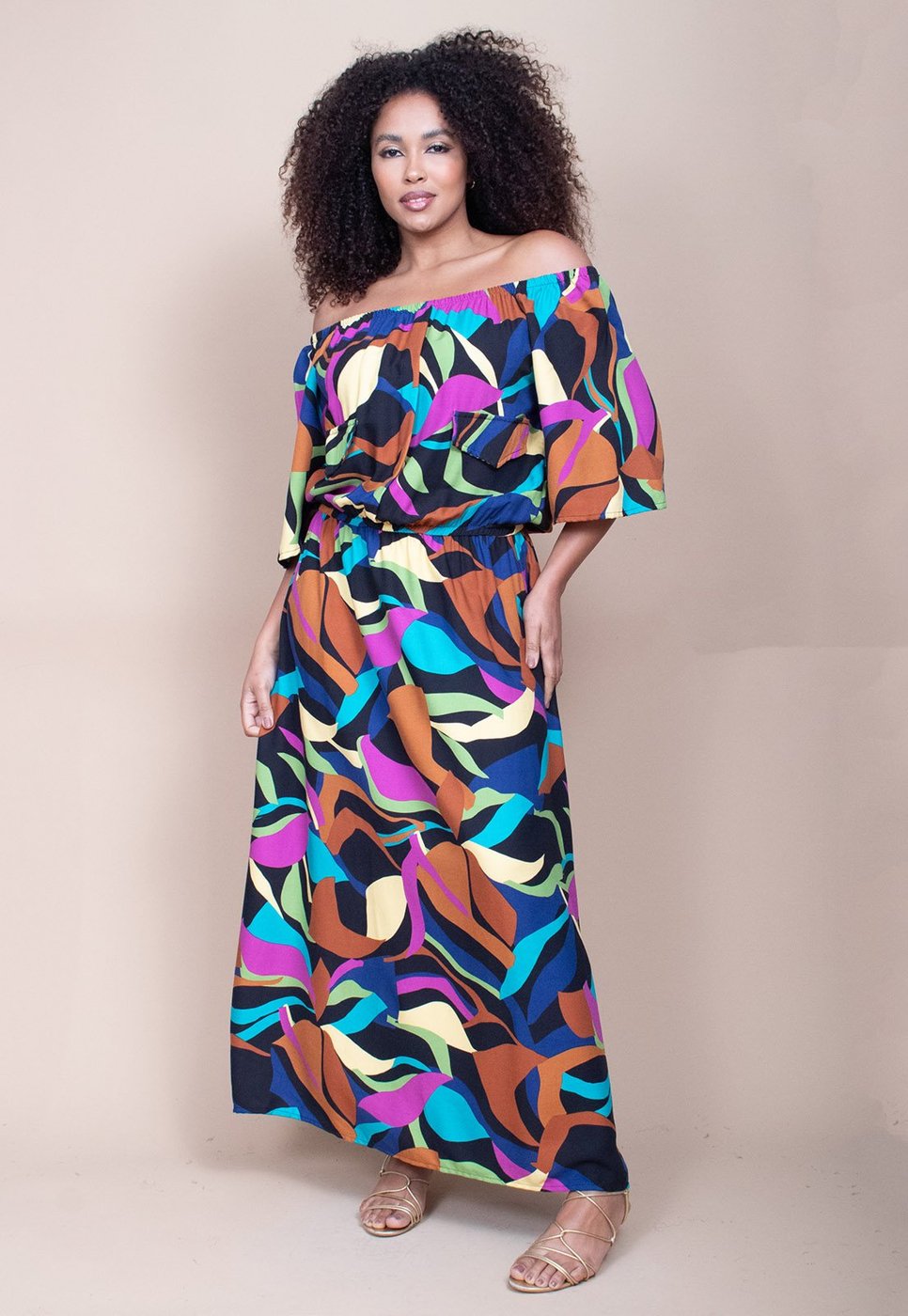 Vestido Midi Cabanafree Ciganinha Viscose com Lapela Estampa Aurora Urbana