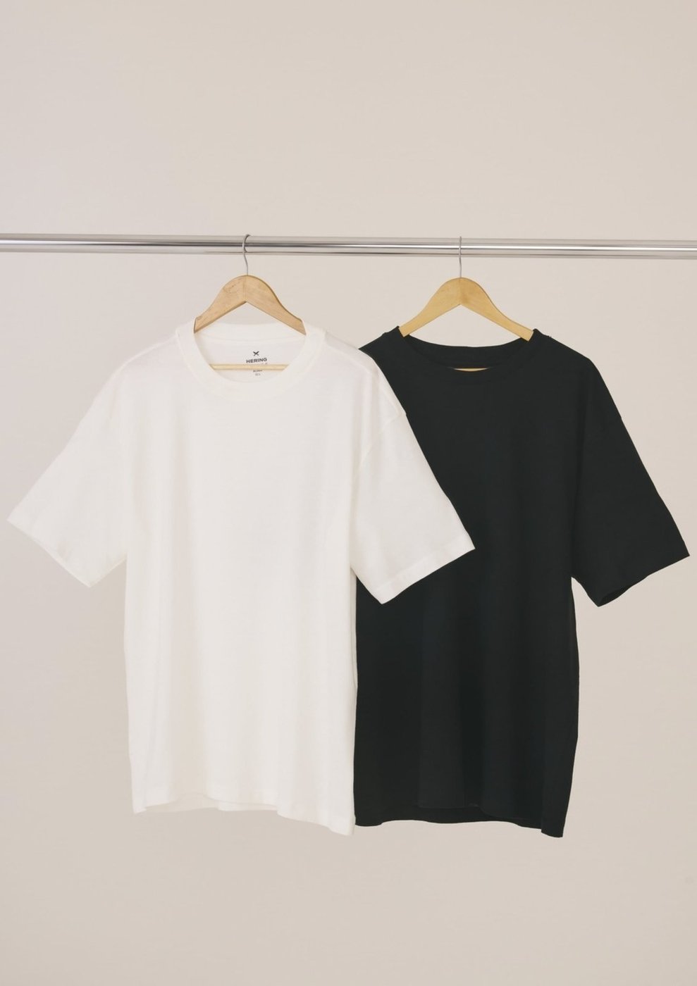 Imagem principal Kit Com 2 Camisetas Masculinas Básicas Relaxed Hering off-white Hering off-white