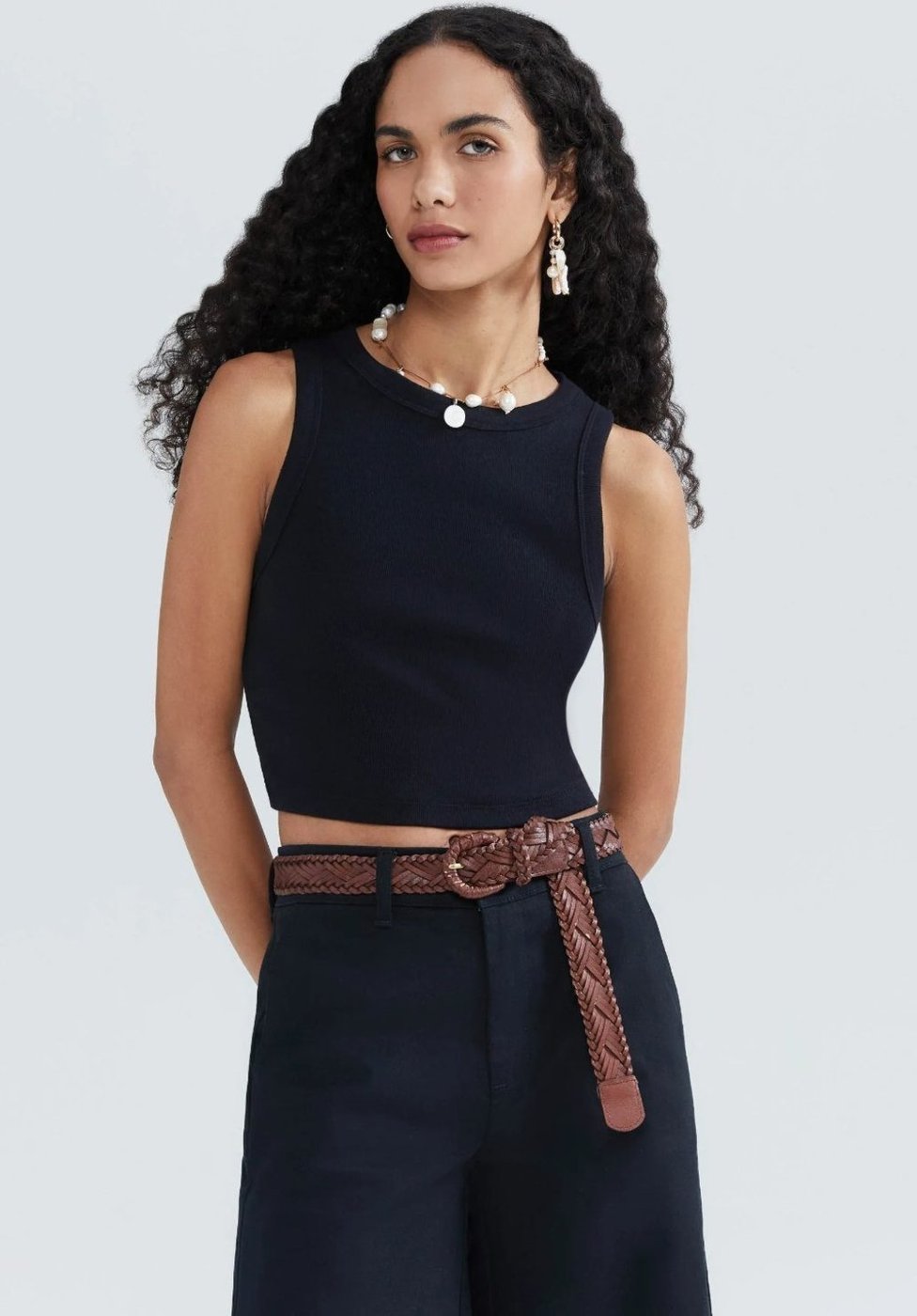 Imagem principal Kit Com 2 Regatas Femininas Cropped Decote Halter Neck Em Ribana Hering off-white Hering off-white