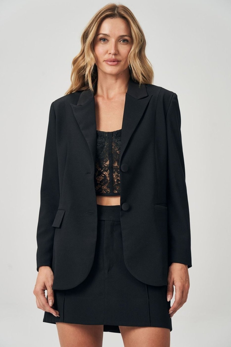 Blazer Black Acetinado Feminino Acostamento
