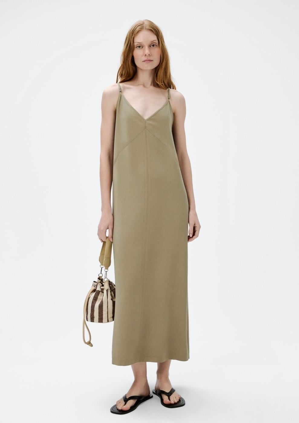 Imagem principal Vestido Midi Em Peach Touch Com Fenda Hering vermelho Hering vermelho