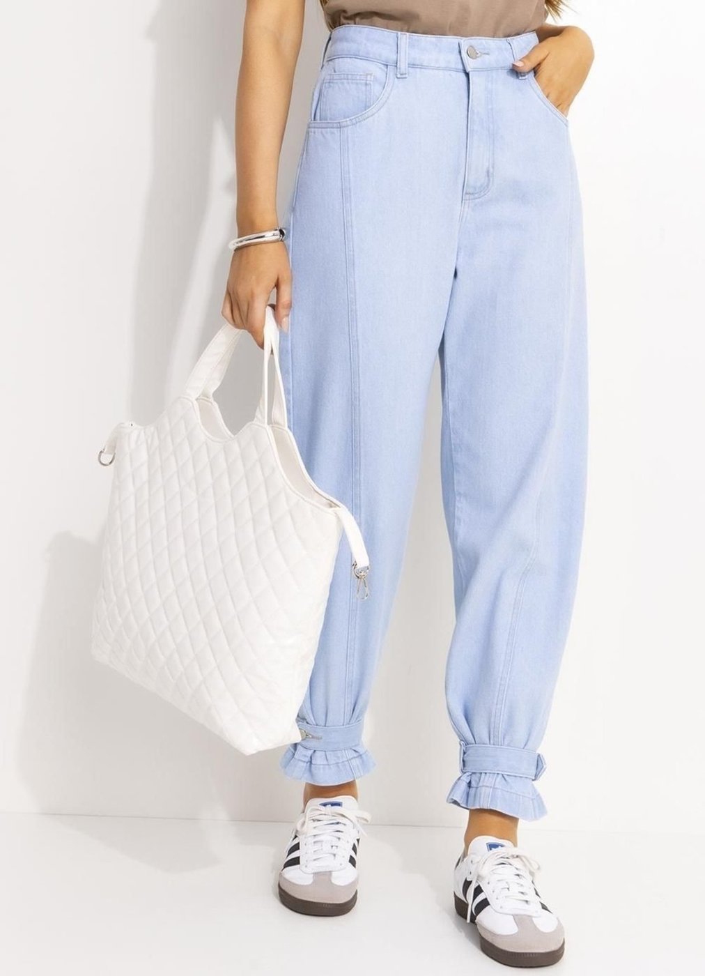 Calça Feminina Jeans Claro Em Jeans