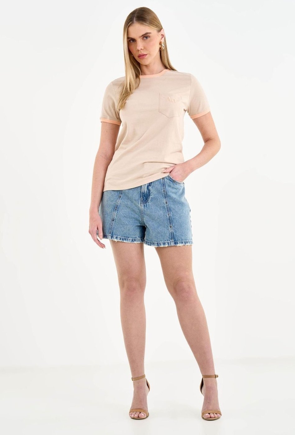 Imagem principal T-Shirt com Bolso Touch ACT FEMININO coral ACT FEMININO coral