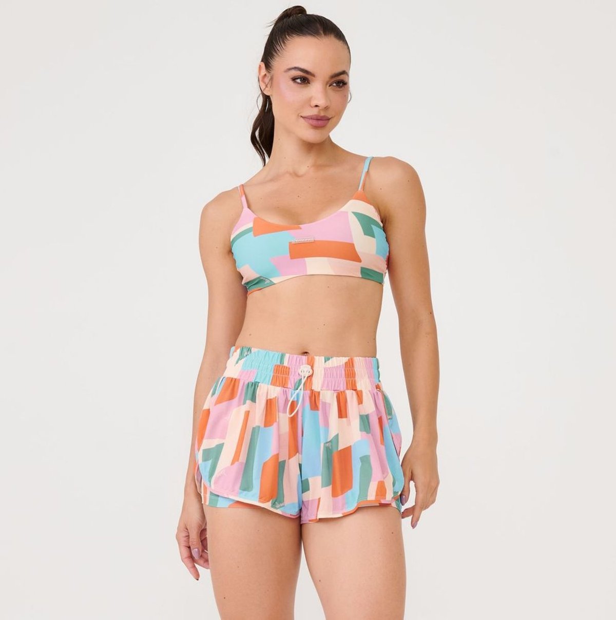 Short Soltinho Com Pregas Estampa Blossom Poliamida Soft