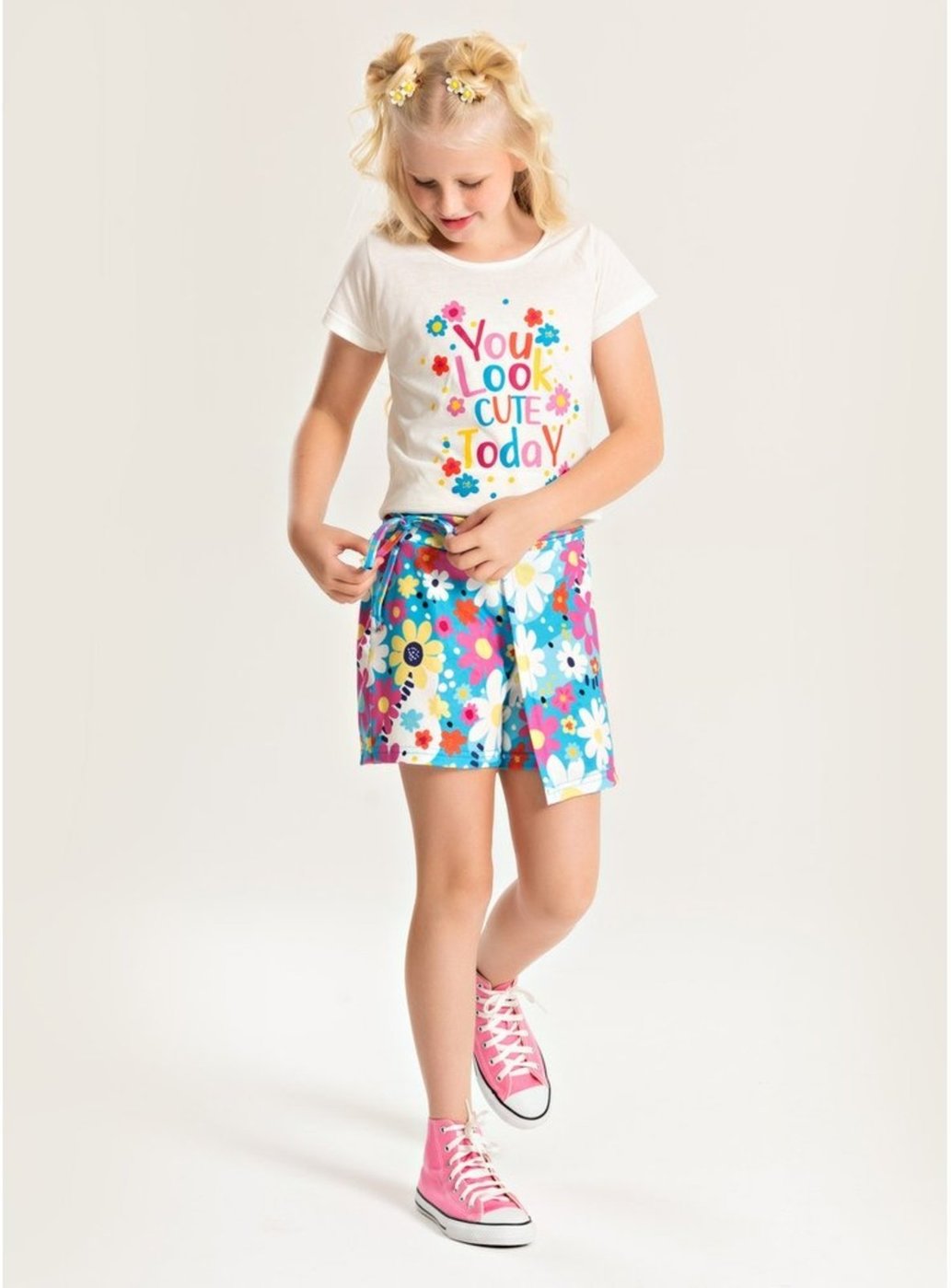 Imagem principal Infantil - Conjunto Verão Menina Natural Blusa e Shorts Saia Florzinhas Molekada bege natural Molekada bege natural