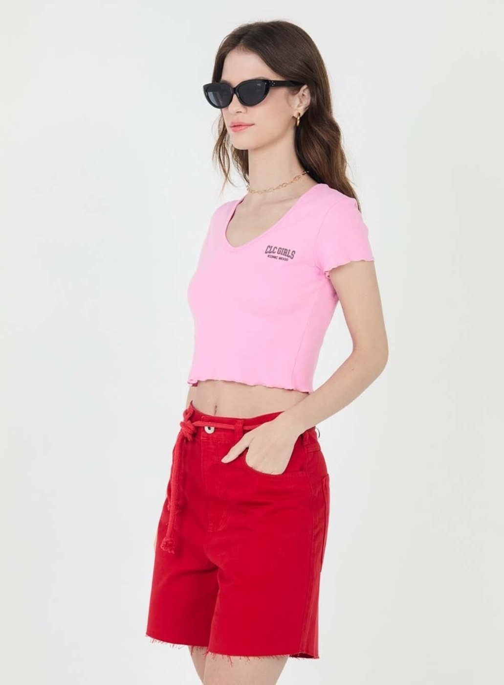 Imagem principal Blusa com Decote V e Bordado Logo Colcci CLC Bubbaloo rosa Colcci CLC rosa