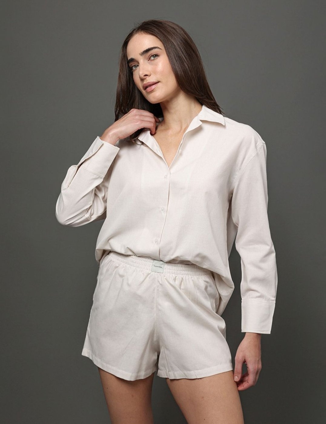 Pijama Feminino Camisa Manga Longa e Short Calvin Klein Underwear - Areia