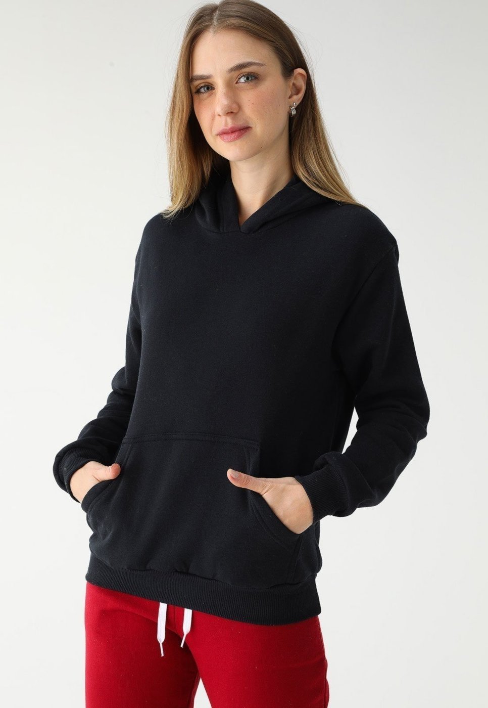 Imagem principal Blusa de Frio Moletom Feminino Flanelado Benellys Liso Canguru preto Benellys preto