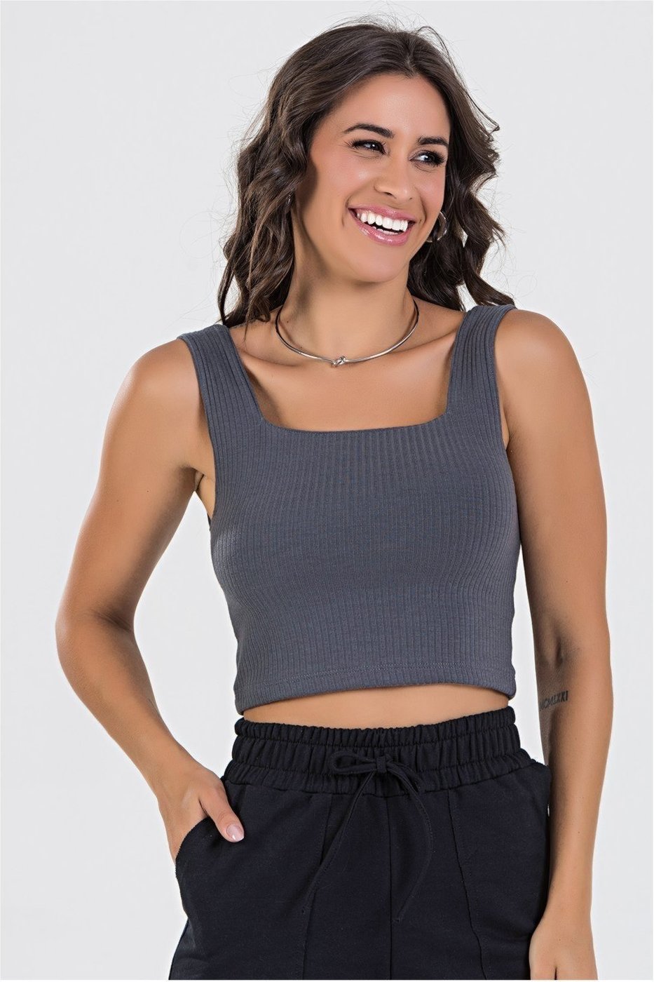 Imagem principal Blusa Cropped Ribana Canelada Chumbo Meu Jeans cinza Meu Jeans cinza