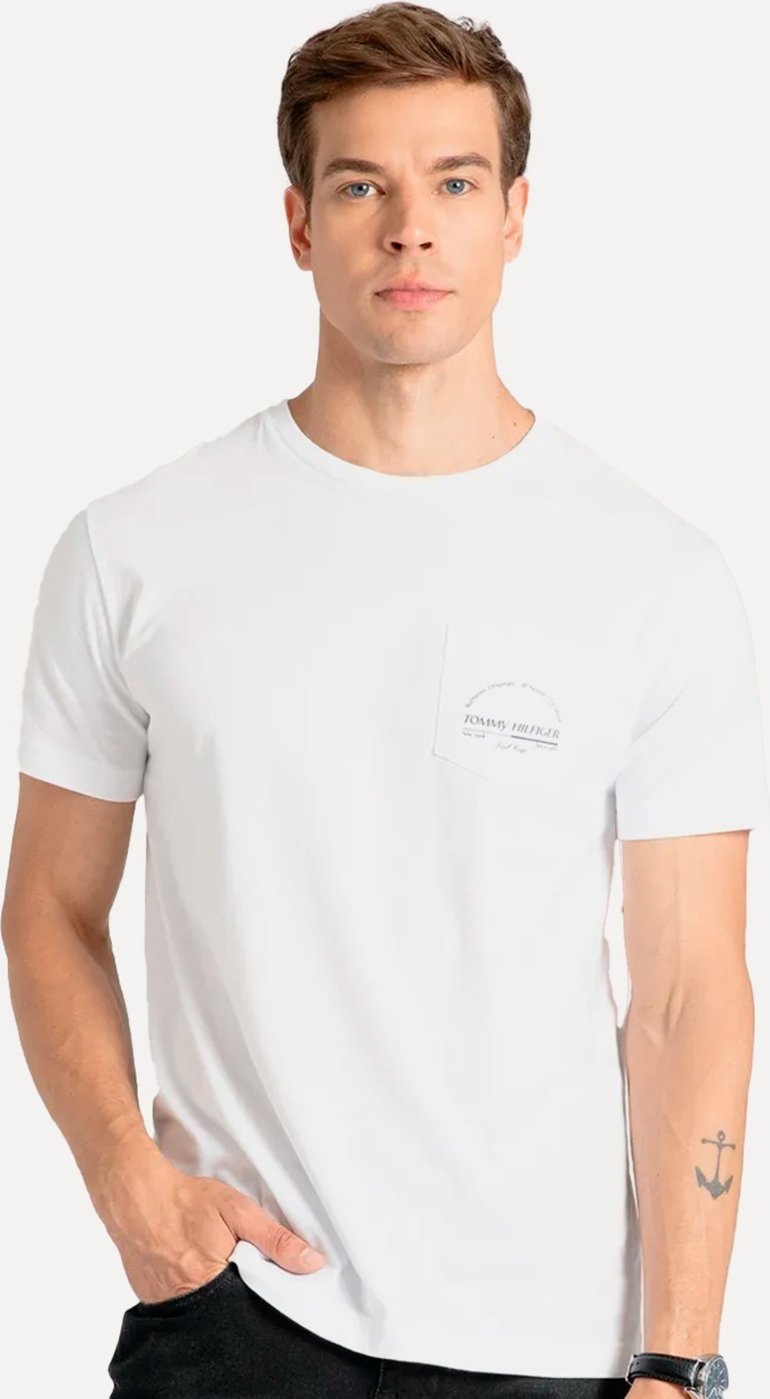 Imagem principal Camiseta Tommy Hilfiger Masculina Arch Pocket Branca azul marinho Tommy Hilfiger azul marinho