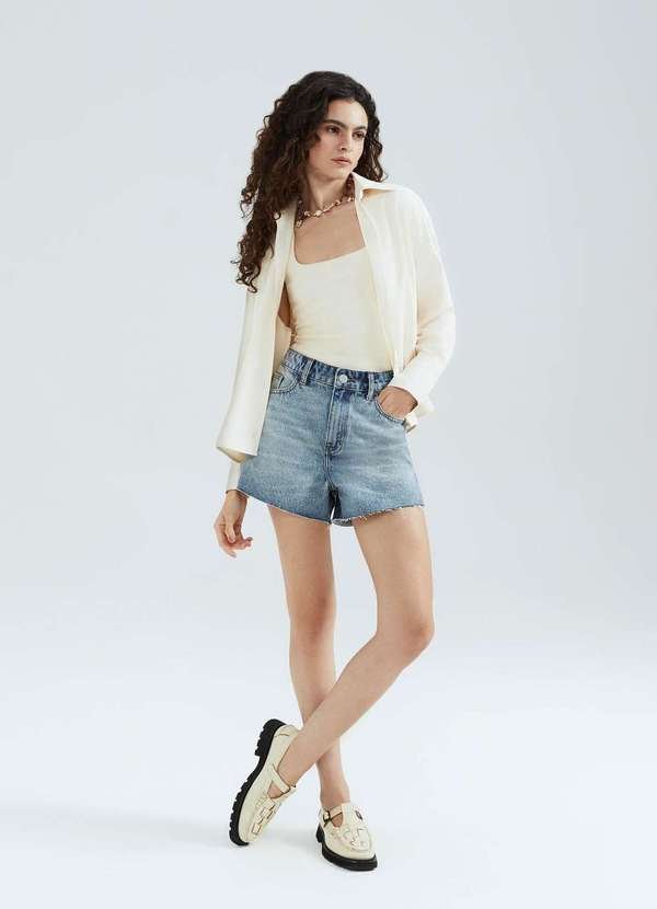 Imagem principal Shorts Jeans Feminino Cintura Media Azul Hering Hering