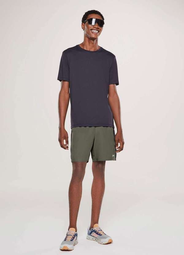 Imagem principal Bermuda Esportiva Masculina com Recortes Verde Hering Hering