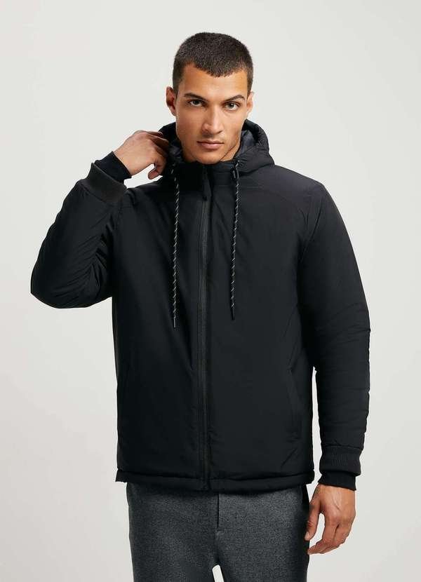 Imagem principal Jaqueta Masculina Corta Vento com Capuz e Bolso Preto Hering Hering