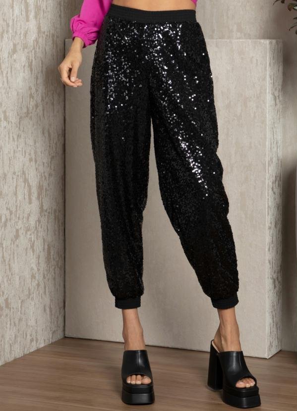 Calça Jogger Preta em Paetê Forrada