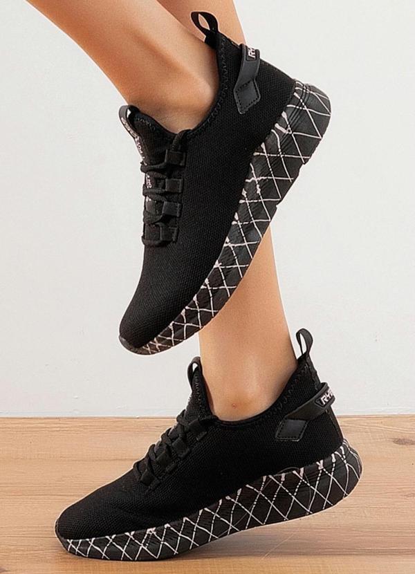 Imagem principal Tênis Esporte Preto com Sola Desenhada Perfecta Perfecta