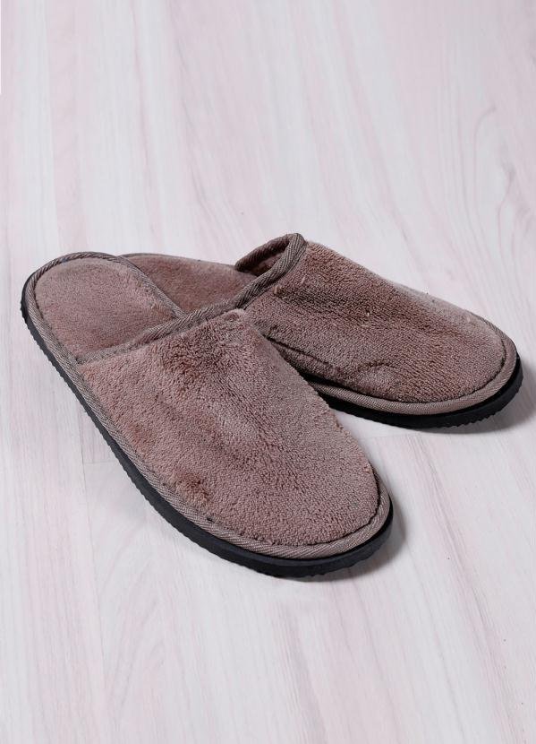 Imagem principal Pantufa Masculina em Plush Bene Casa Marrom