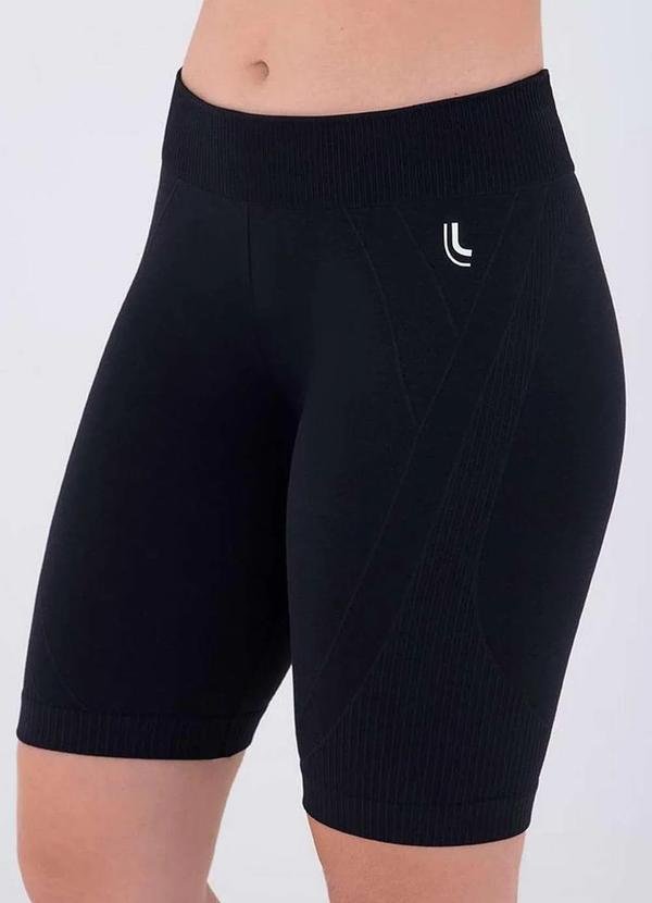 Imagem principal Bermuda Feminina Max Lupo 71311-001 9990-Preto Lupo