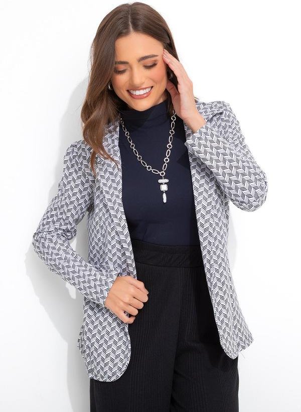 Blazer Geométrico Preto e Branco em Moletinho