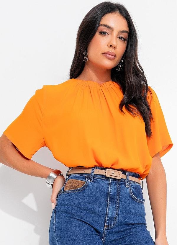 Imagem principal Blusa em Viscose Laranja
