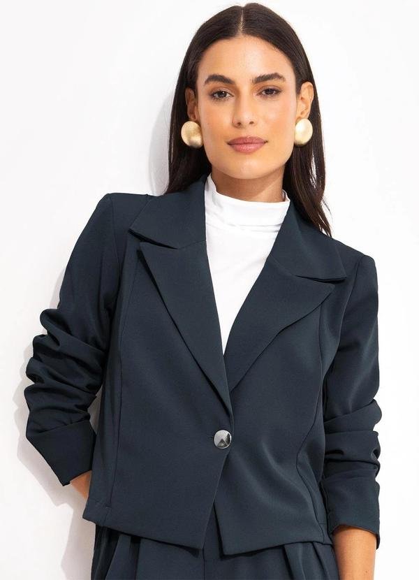 Blazer Azul Marinho em Alfaiataria