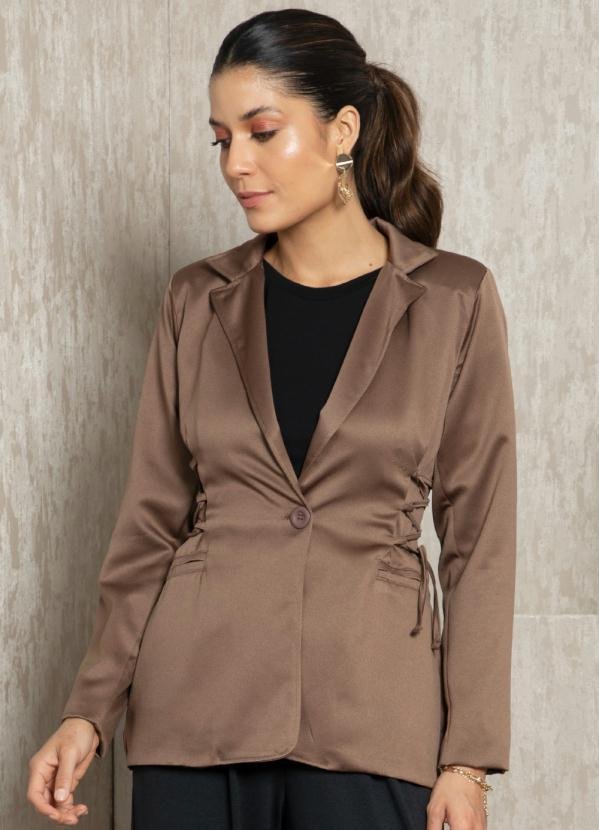 Blazer Marrom com Amarração Lateral