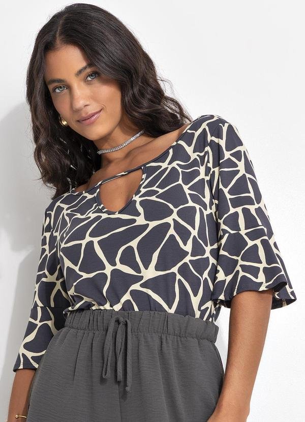 Imagem principal Blusa Abstrato Bicolor em Malha de Viscose Quintess Quintess