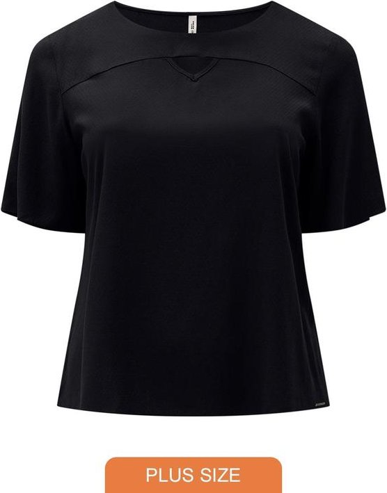 Blusa D Plus Size com Recorte no Decote Preto