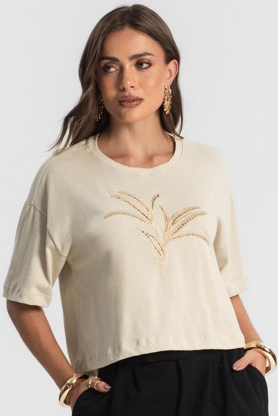 Imagem principal Blusa Feminina com Bordado Bege Endless Endless