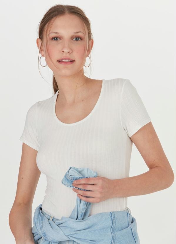 Imagem principal Blusa Malha Canelada Viscose Off White Malwee Malwee