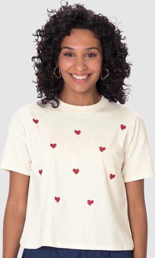 Imagem principal Camiseta Ampla Coração Bordado Off White Malwee Malwee